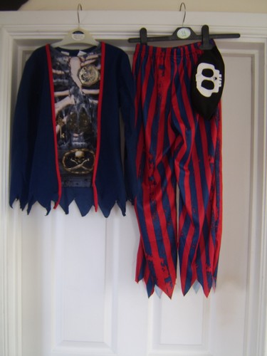 Halloween pirate skeleton - halloween,