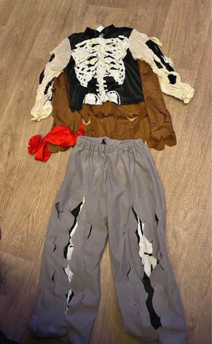 Pirate halloween costume - costume,, size
