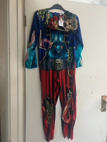 Halloween pirate costume age - costume,